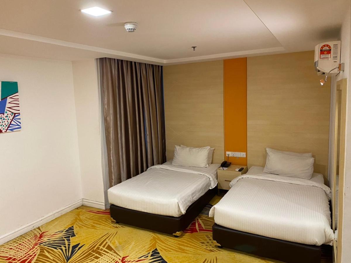 De Palma Hotel Shah Alam Exteriör bild